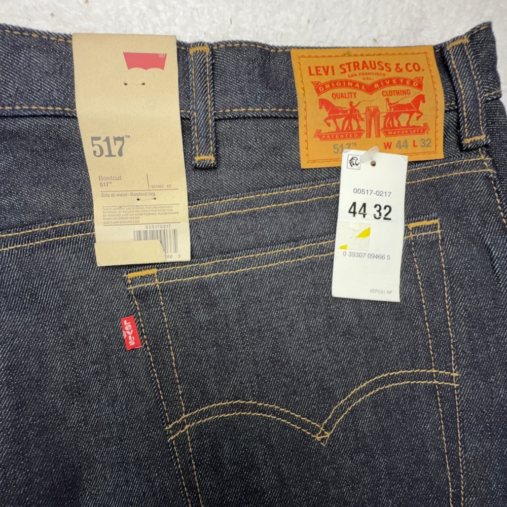 Levis 517 Bootcut Jeans Mens 44x32 Dark Indigo Rigid Denim 00517-0217 NWT